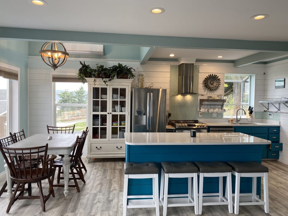 Kitchen and dining area