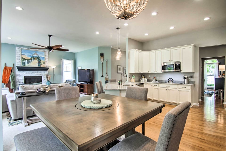 Kitchen | Dishware/Flatware