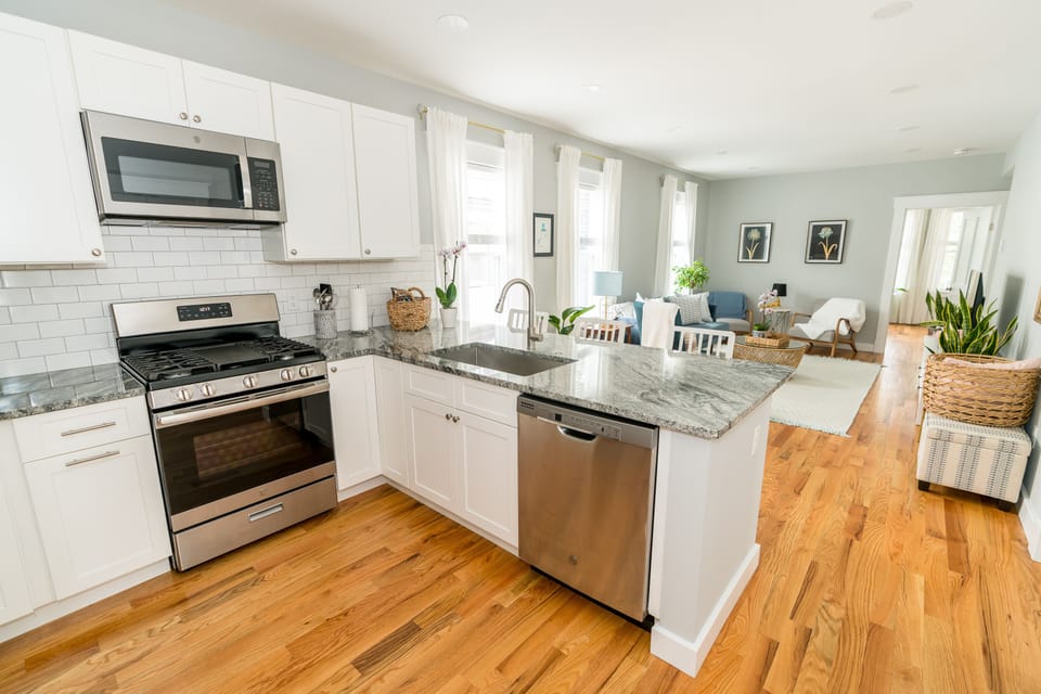 Beautiful Kitchen with all new appliances 