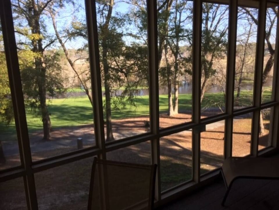 Screened Porch Golf View