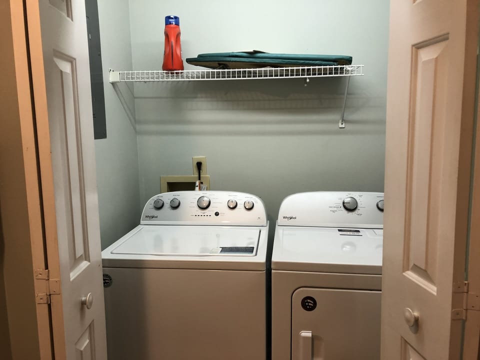 Full Washer and Dryer