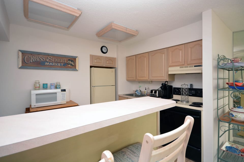 Kitchen-Dining-Area