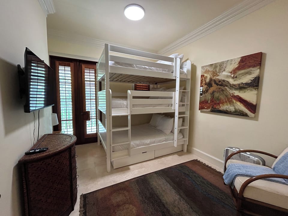2nd Floor Triple Queen Bunk Room