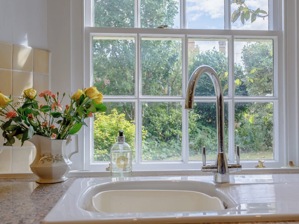 Kitchen | Middle Cottage, Easton on the Hill, Stamford