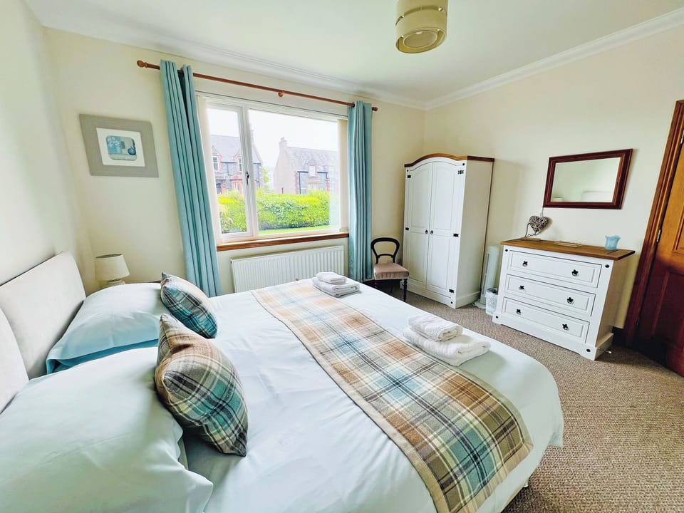 Bedroom 1 | Stronvaar, Stranraer