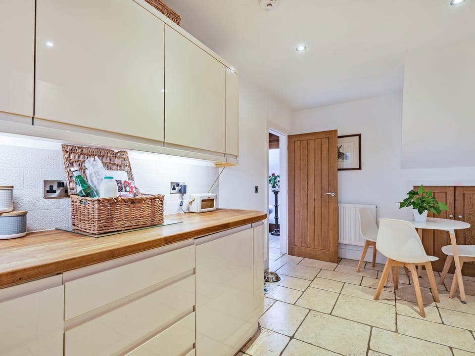 Kitchen | The Barn at Whitefields, Charlton