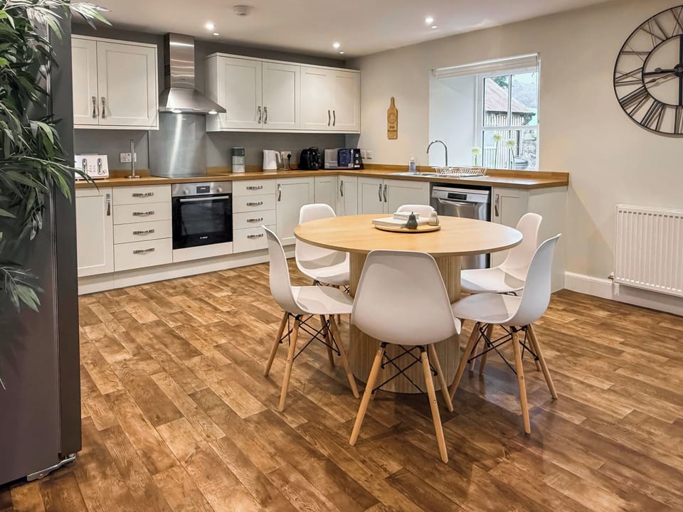 Kitchen/diner | Darris Farmhouse, Scaniport
