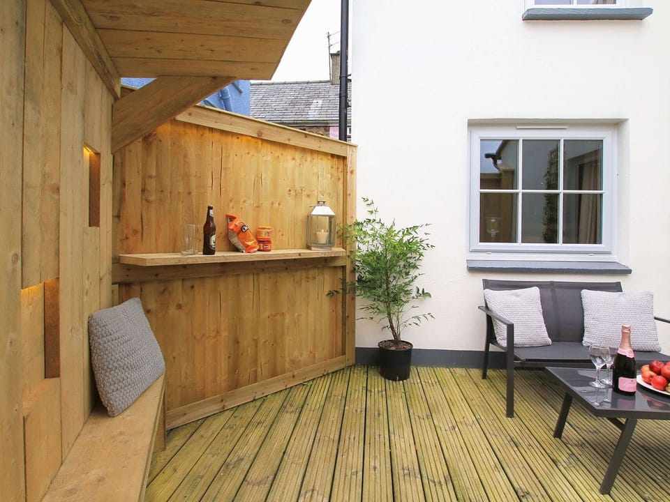 Cottage | Balcony