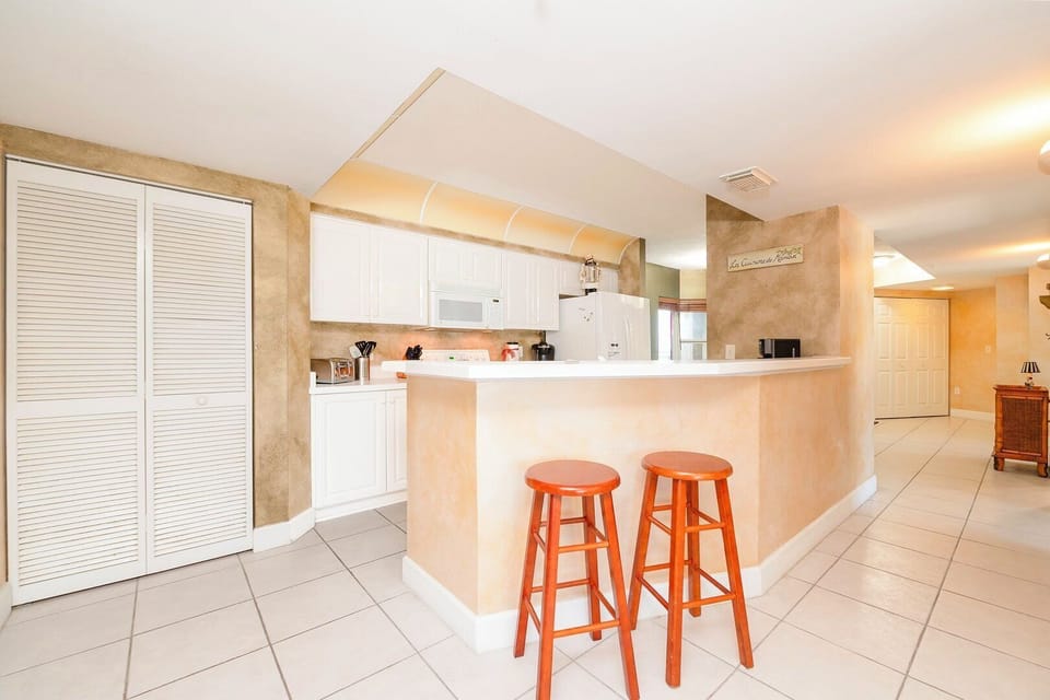 Breakfast Bar