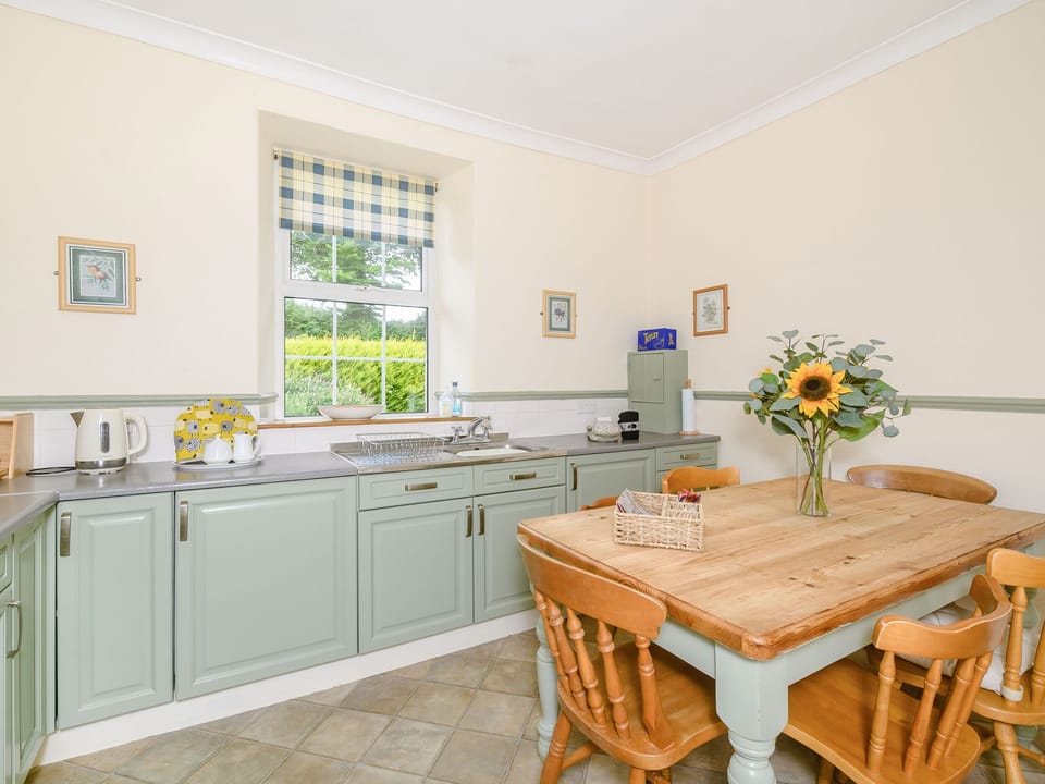 Cottage | Interior