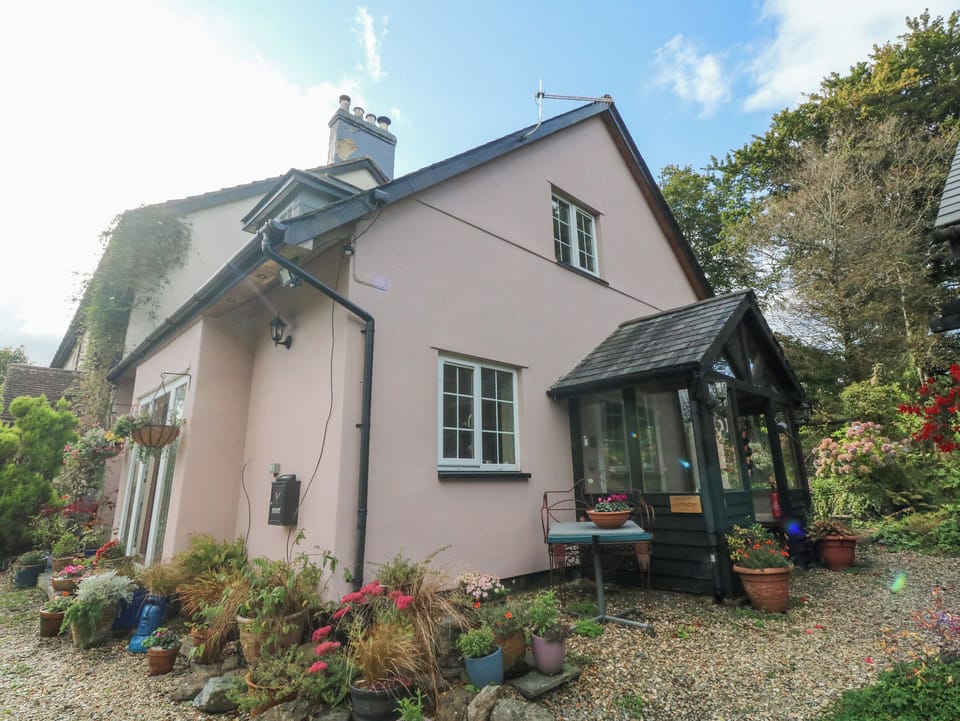 Cottage | Exterior