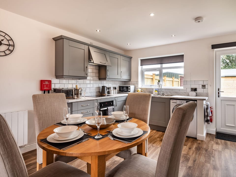 Open plan living space | Sycamore Lodge - Holding Holiday Homes, Hogsthorpe