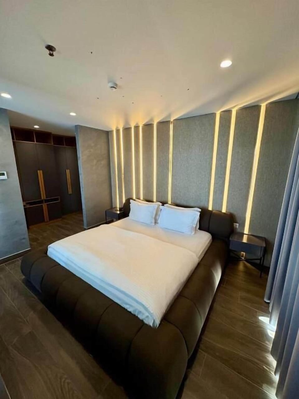Suite, Balcony, Beach View | In-room safe, desk, laptop workspace
