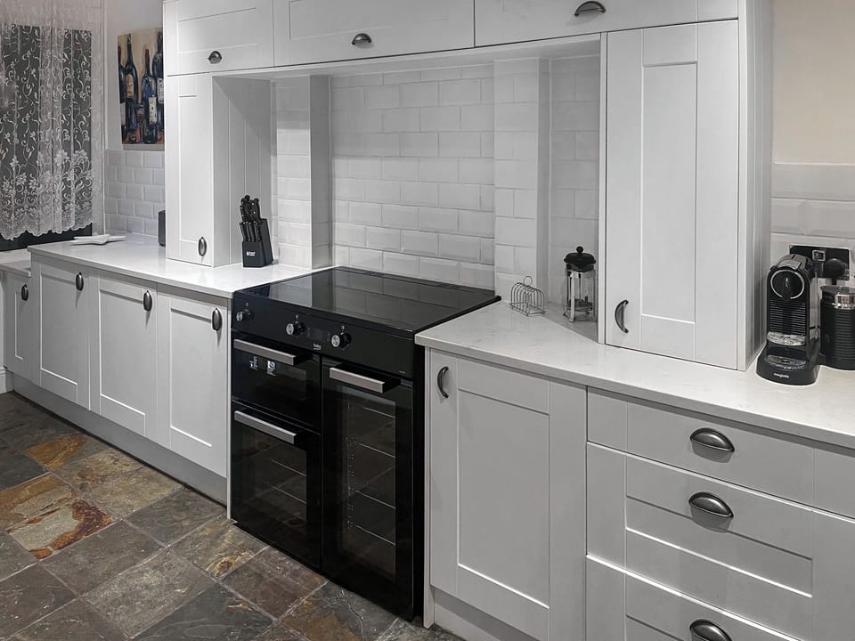 Kitchen Bian Bosdinek | Bian Bosdinek, Mevagissey