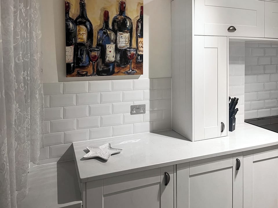 Kitchen-Bian Bosdinek | Bian Bosdinek, Mevagissey