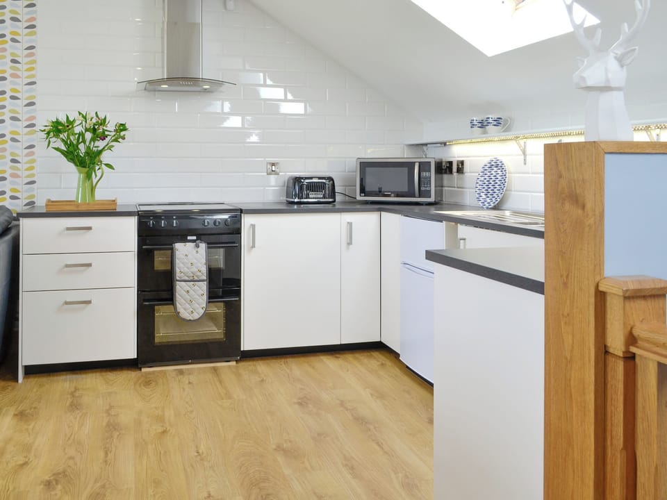 Kitchen | Gin Case, Gin Case