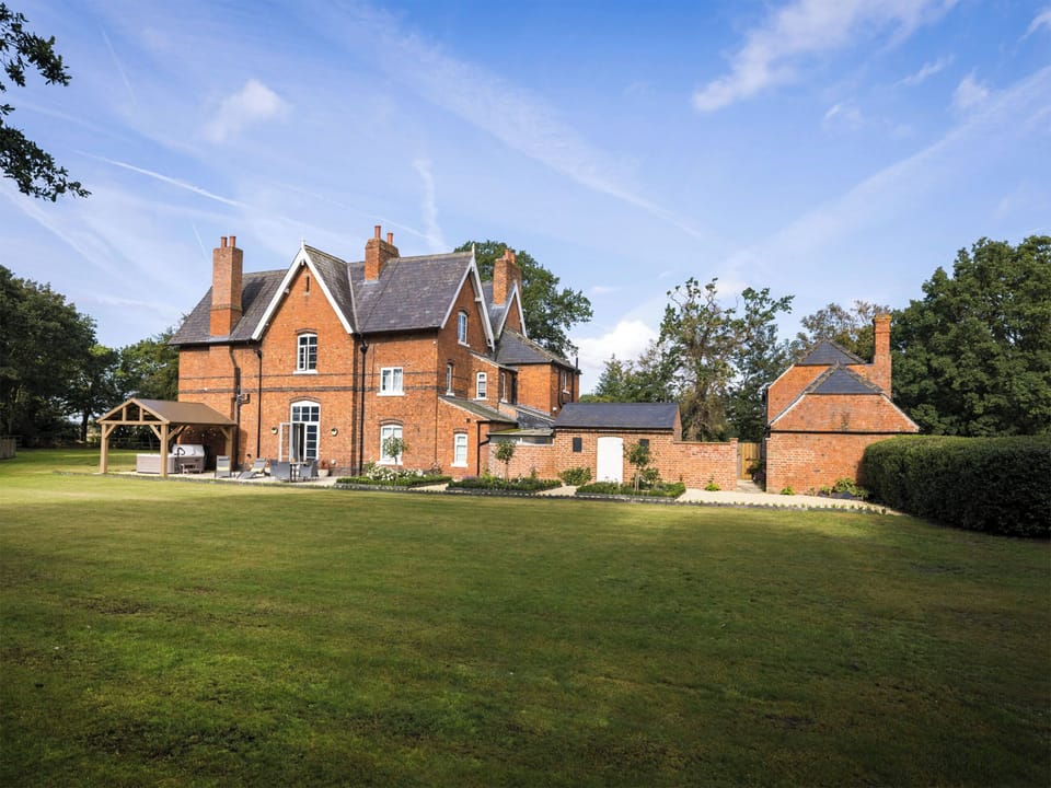 Surrounding area | The Cherry Tree, Near Lincoln