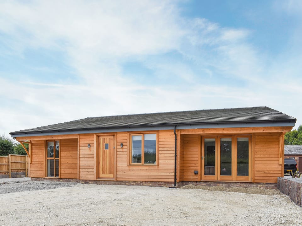 Exterior | Redstones Cottage, Greasby, Wirral