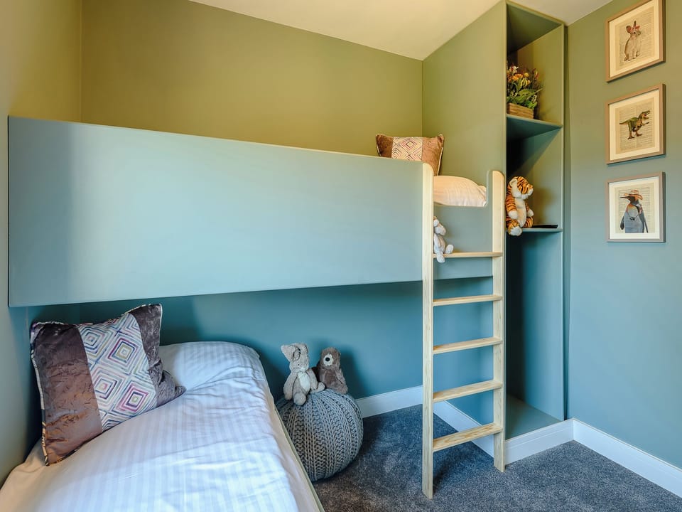 Bunk bedroom | Harebell Cottage, Addlethorpe, near Skegness