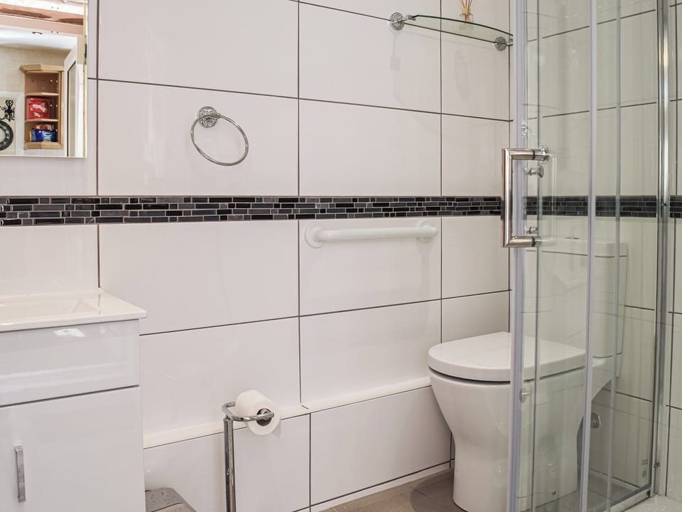 Shower room | Serenity Comfort, Sutton Coldfield
