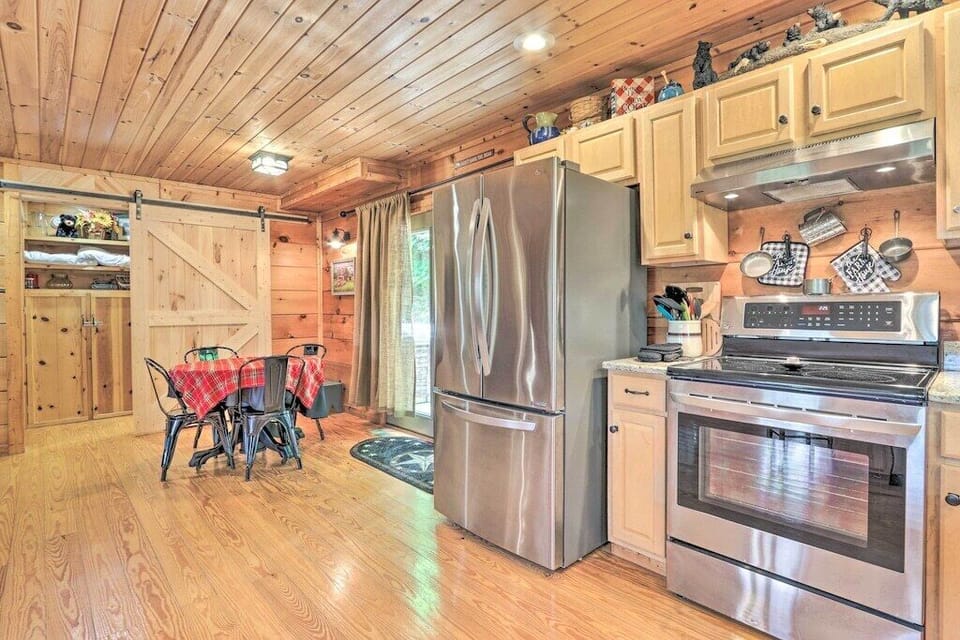 Kitchen | Stainless Steel Appliances