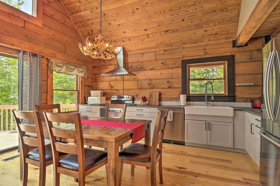 Dining Area | Floor-to-Ceiling Windows