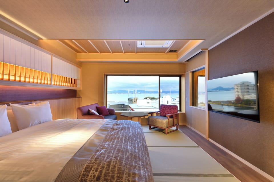 [KAROI Luxury floor] Japanese Style with Open Air Bath, Double Bed, Non Smoking | Premium bedding, in-room safe, free WiFi