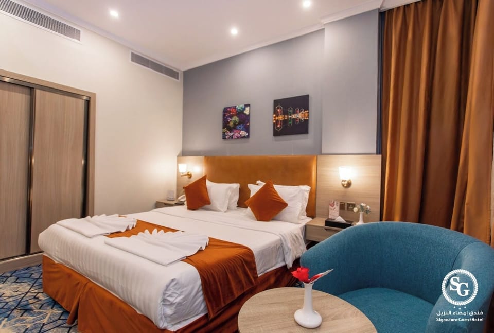 Deluxe Double Room Single Use, 1 King Bed | Premium bedding, pillowtop beds, minibar, individually decorated