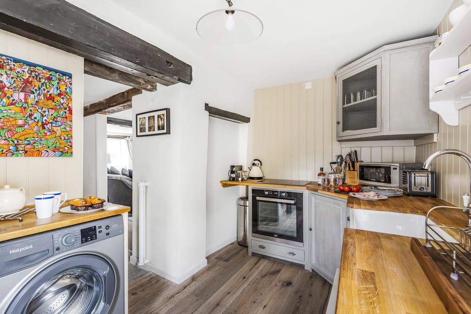Ground floor:  The cottage kitchen