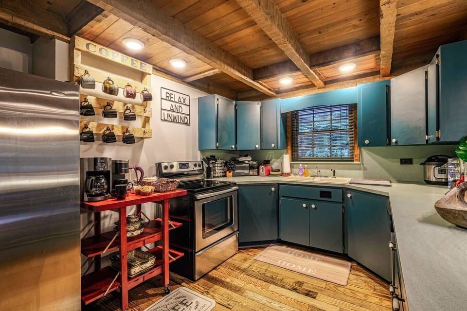 The layout was perfect for our family, the kitchen was equipped with everything that we needed-Jennifer