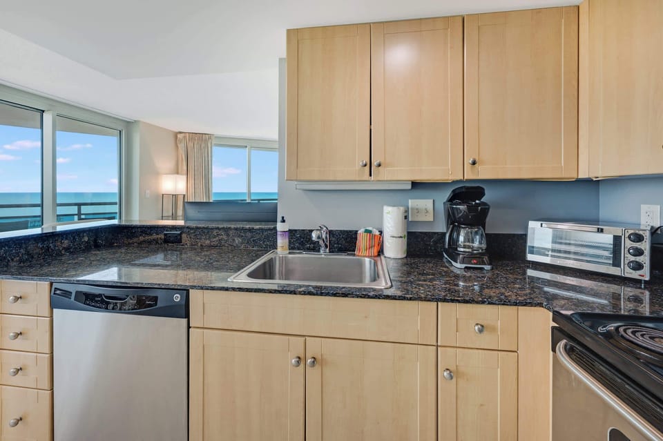 Fully Equipped Kitchen for Your Stay
