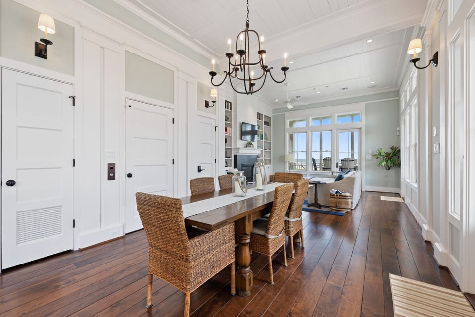 Dining/Living Area