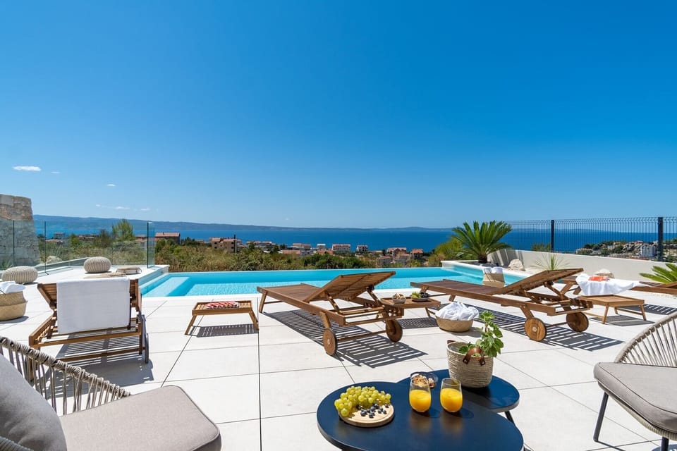 Villa Nocturno is modernly designed and equipped with high-quality furniture, and can accommodate 8 people