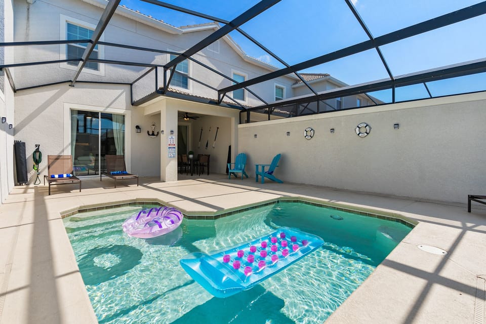 House Private pool