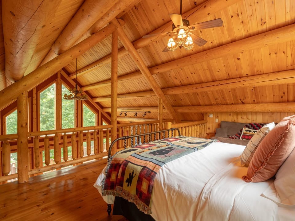 Rediker Retreat- Authentic Riverfront Luxury Log Home (2167)