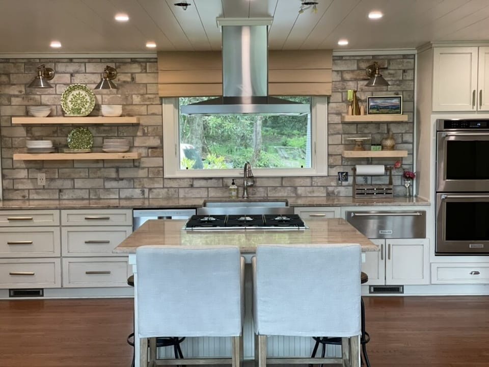 Large Kitchen - 2 refrigerators, warming drawer, wine fridge and gas stovetop.