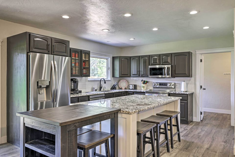 Kitchen | Fully Equipped | Cooking Basics
