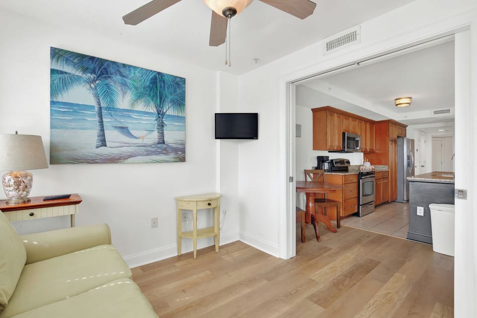 3rd Bedroom - Sunroom