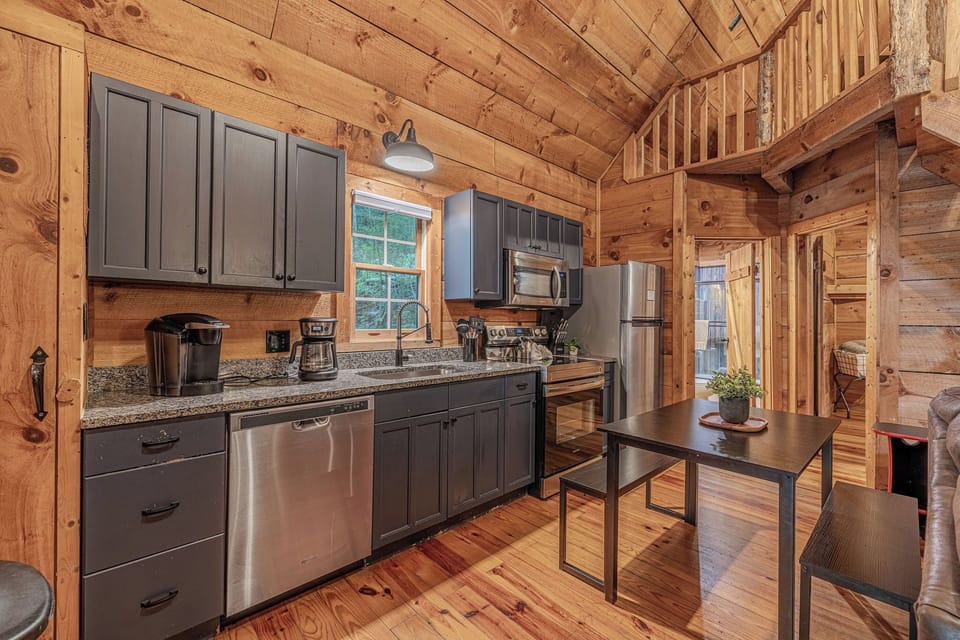Full kitchen, stainless appliances, ready when you are.