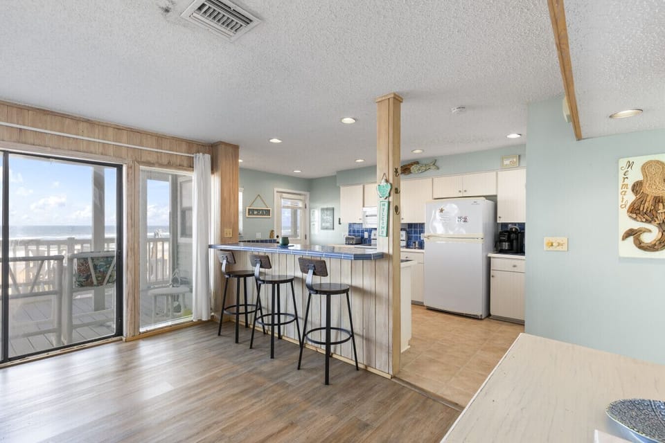 Flagler Beach Oceanfront Kitchen