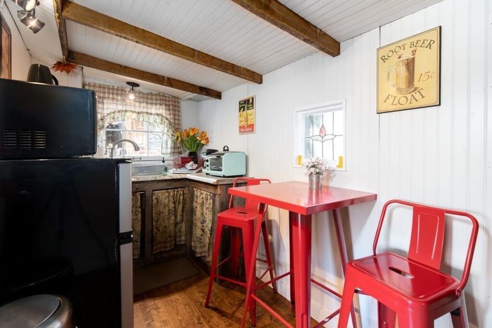 Cottage kitchenette with Mini Fridge/Freezer and microwave