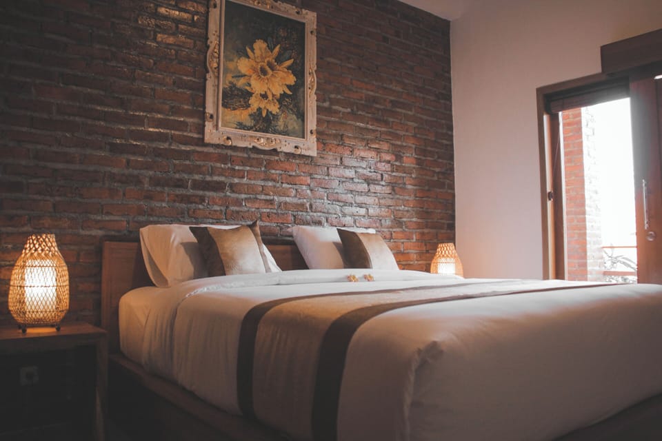 Deluxe Double Room | Free WiFi, bed sheets