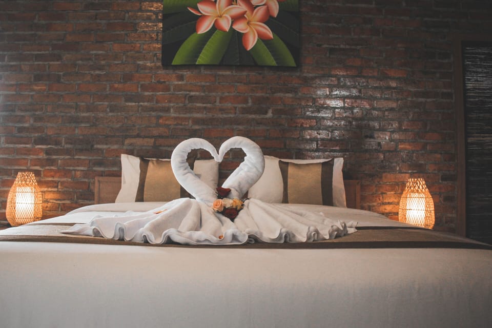 Deluxe Double Room | Free WiFi, bed sheets