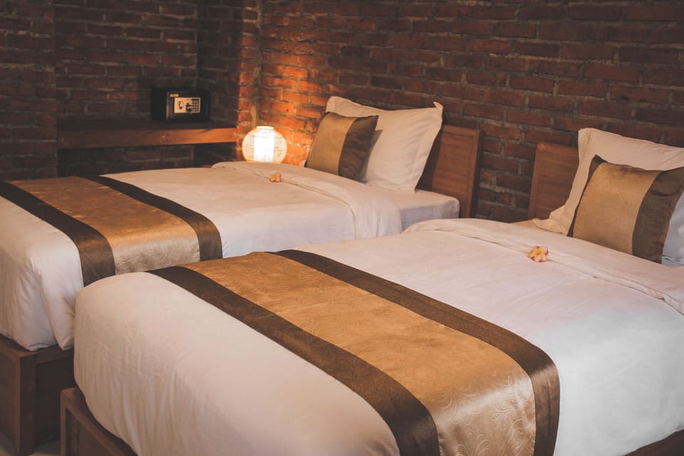 Deluxe Twin Room | Free WiFi, bed sheets