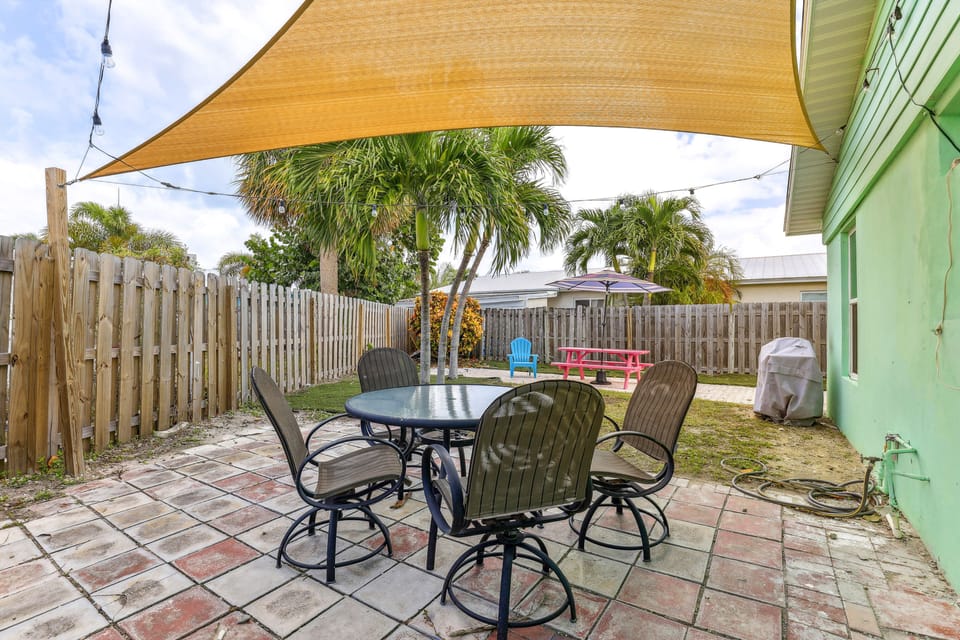 Furnished Patio