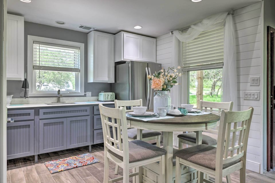 Kitchen Table