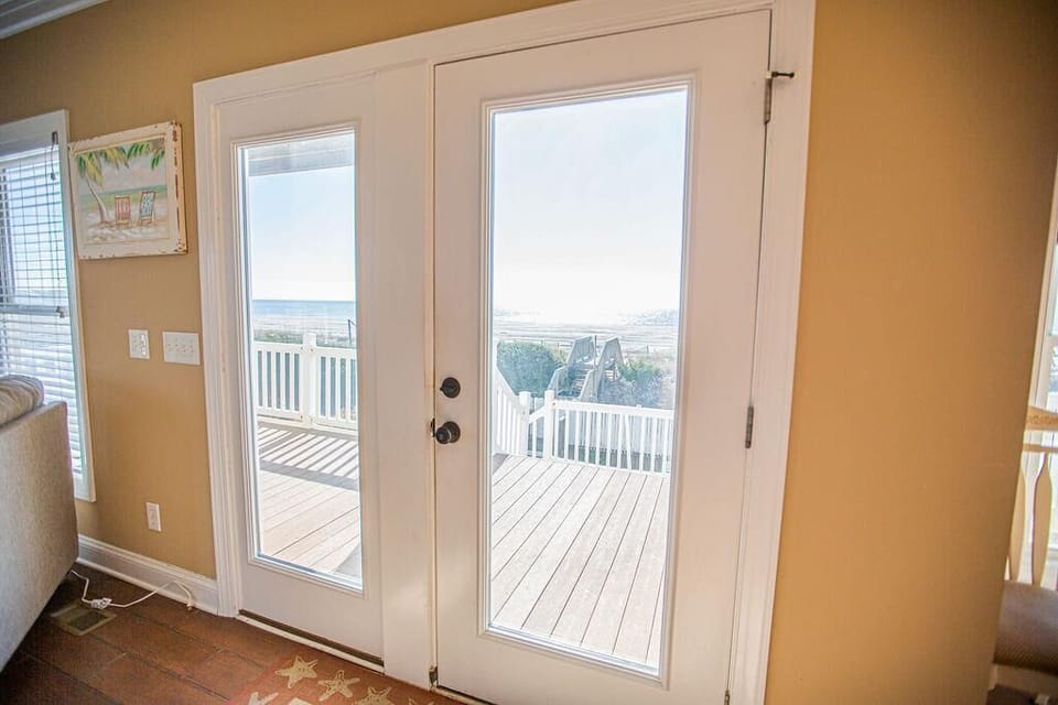 Door to Back Deck