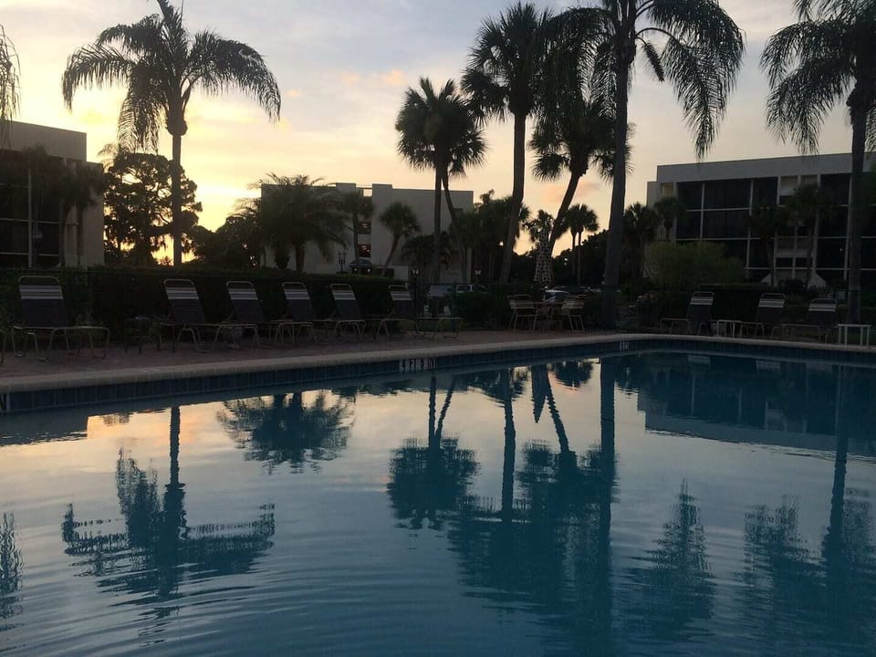 Luxurious, quiet pool, 50 yards from the condos front door