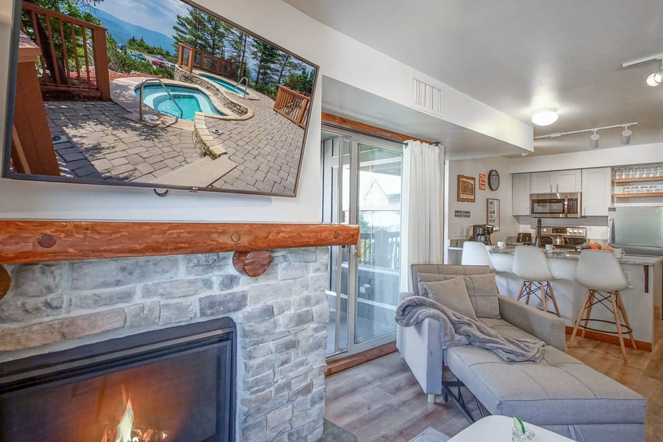 Gas fireplace