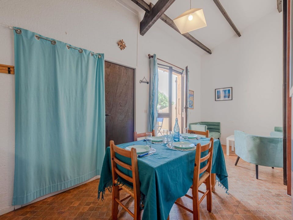Table, Furniture, Property, Azure, Window, Wood, Chair, Textile, Interior Design, Building